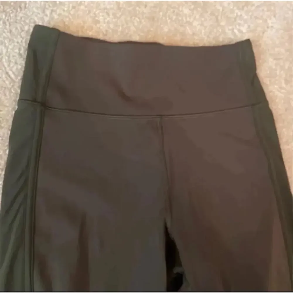 Lululemon Squad Goals Crop Dark Olive Legging Women Size 4